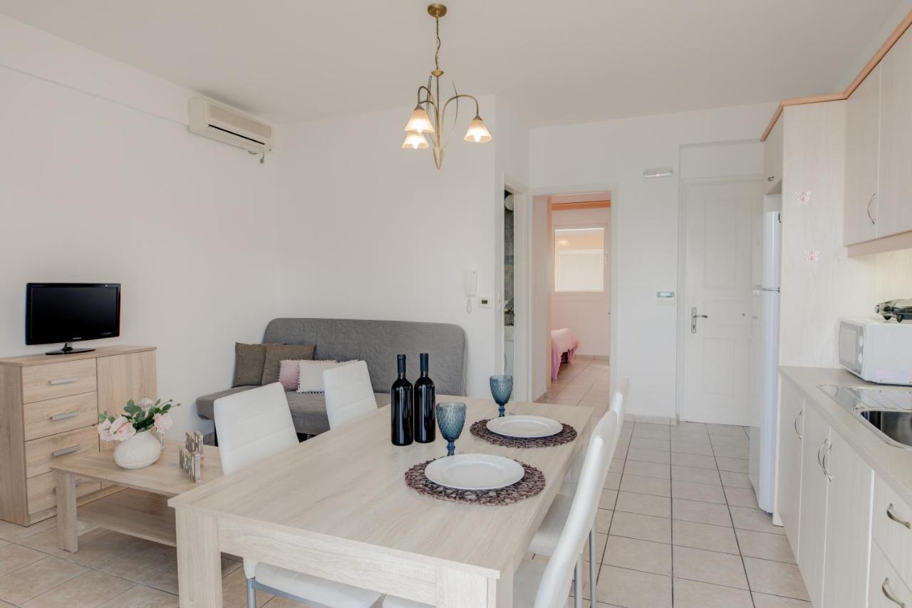 Sugar Blue - Apartments On The Beach Agios Vasilios  Exterior foto